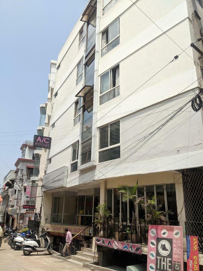 Aashraya Hotell Mysore Exteriör bild